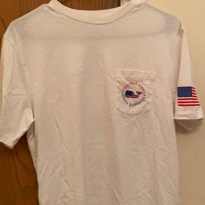 Small Vineyard Vines USA Tee shirt. Worn once.